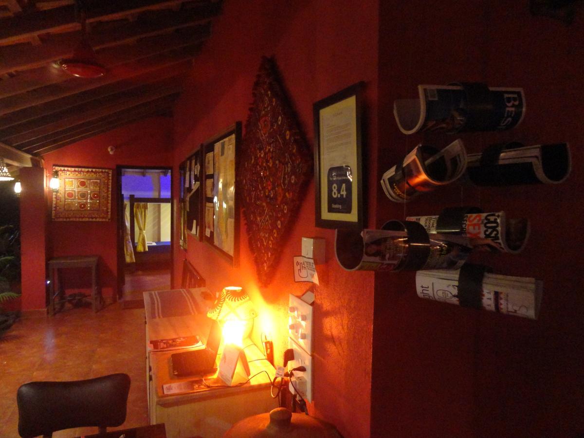 أنجونا The Yuppi Hippi Female Hostel المظهر الخارجي الصورة