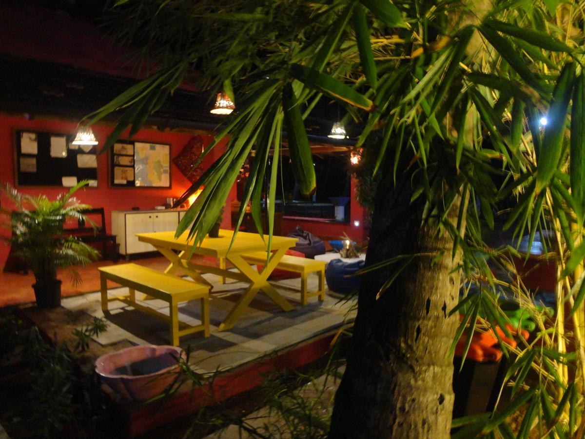 أنجونا The Yuppi Hippi Female Hostel المظهر الخارجي الصورة